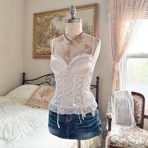 Y2K white lace corset going out top Oh Yes size medium